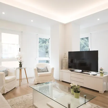 4 Bedroom/3 Baths W/ Ac In Near Beach! Аликанте
